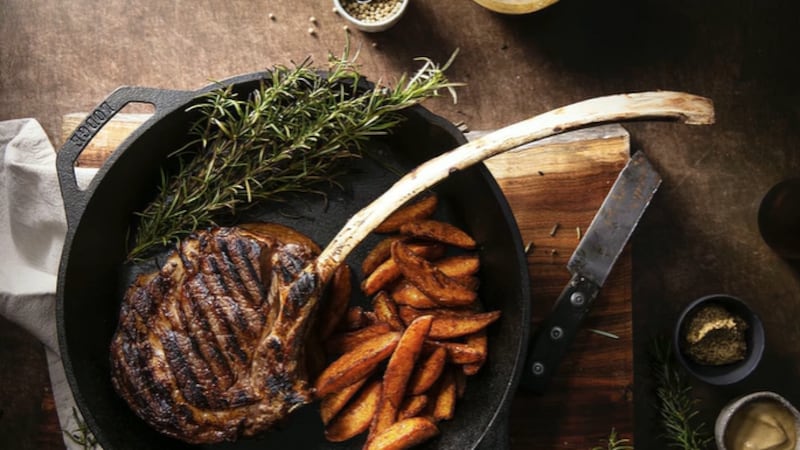 New restaurant opens in Atlantic Station hotel