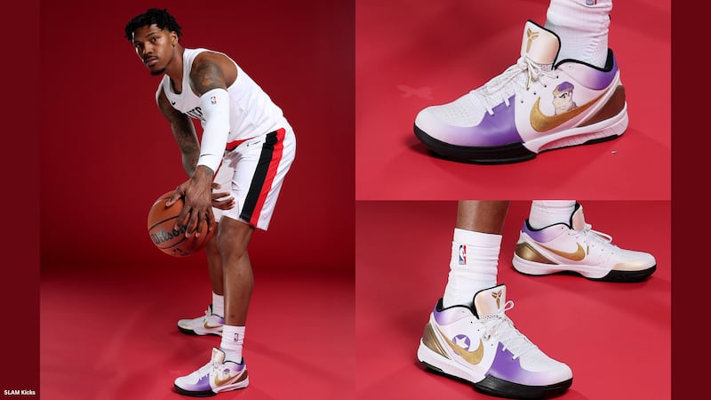 Caleb Love shows off custom CBC Kobe 4s via SLAM Kicks.