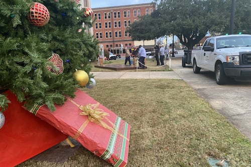 West Alabama Christmas Parade returns to Tuscaloosa