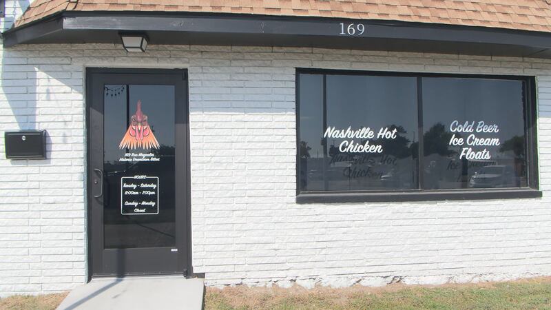 Rip'N Hot Chicken is located at 169 Rue Magnolia in Biloxi.