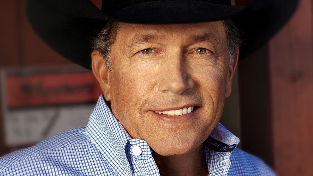 George Strait to make tour stop in Evansville this fall