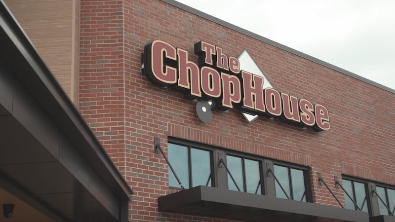 National chain offers steaks, seafood and more