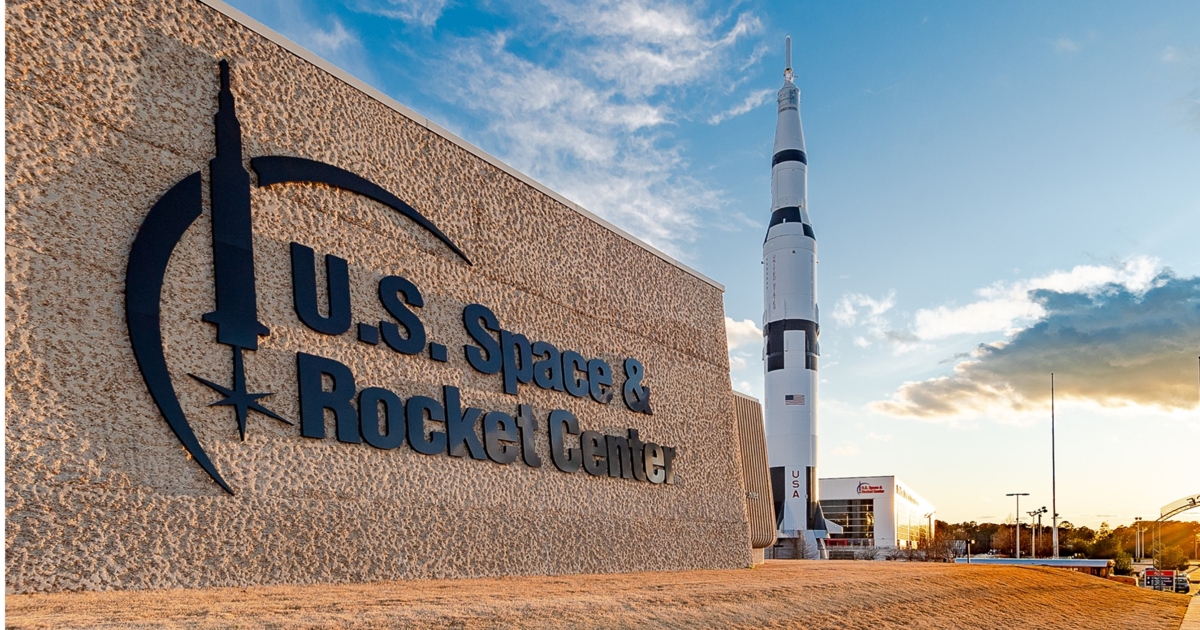 Tennesee Rockets U.S. Space and Rocket Center looking to hire hundreds of people at ...