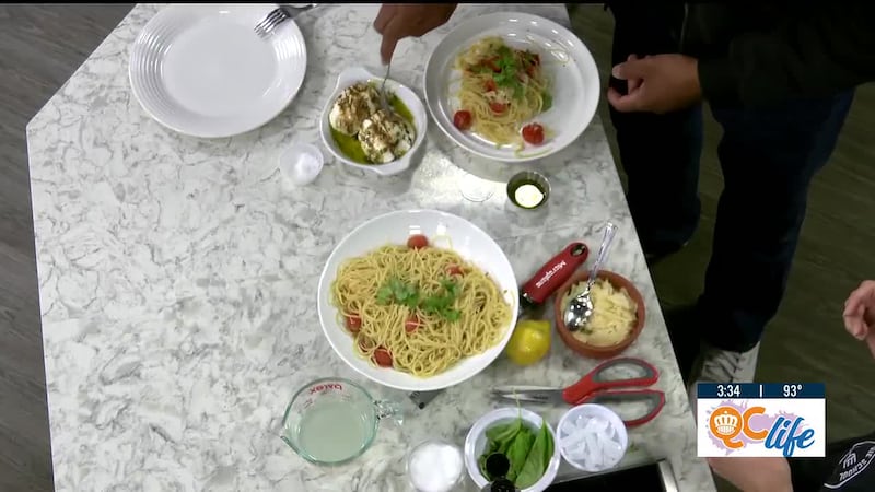 The Foodie School’s Chef Mara Norris shares an easy burst cherry tomato spaghetti recipe.