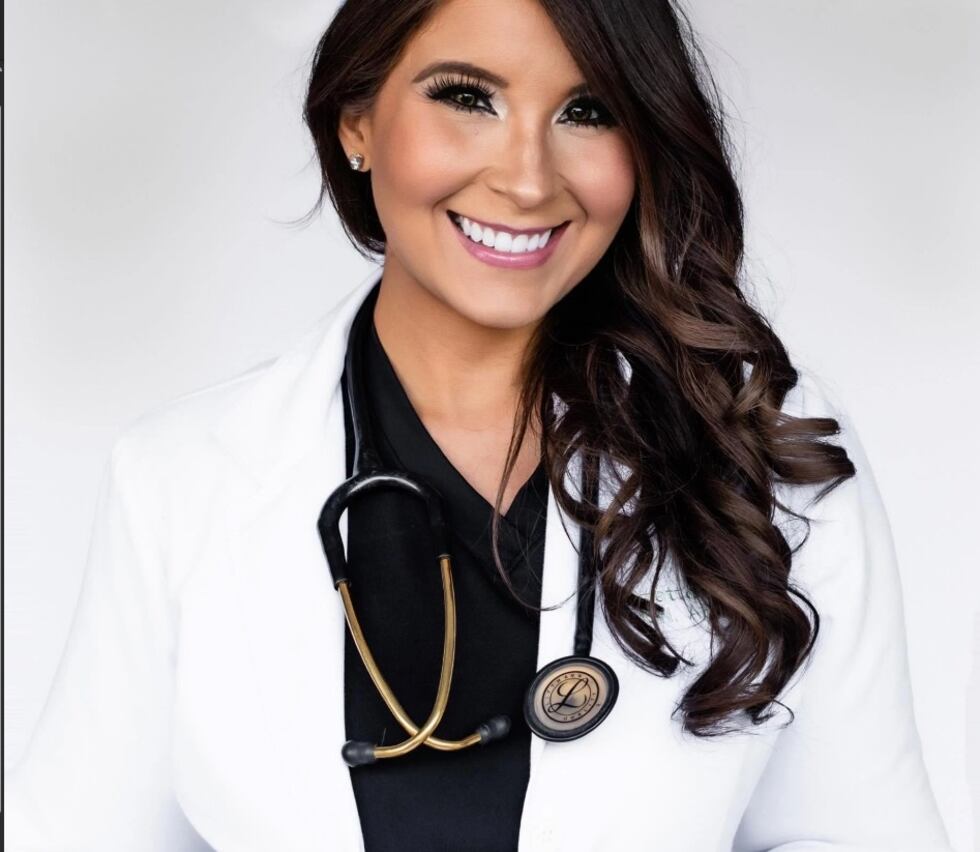 Lizette from Syn invites us to learn the health and beauty benefits of medically-assisted...