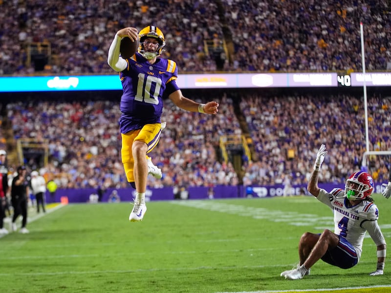 Breaking down the college sports act: A salary cap, a ‘Lane Kiffin rule’ and a superleague ban