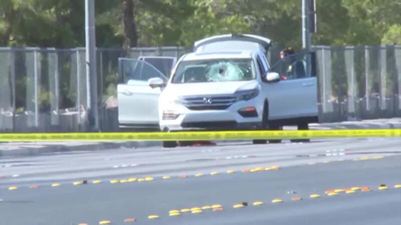 Niño gravemente herido luego que pedazo de asfalto destrozara el parabrisas de SUV