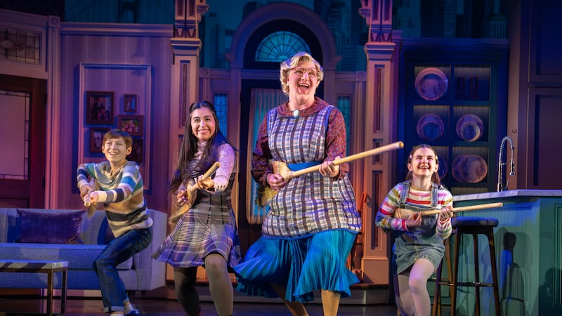 ‘Mrs. Doubtfire’ musical announces 8 performances at BJCC Concert Hall