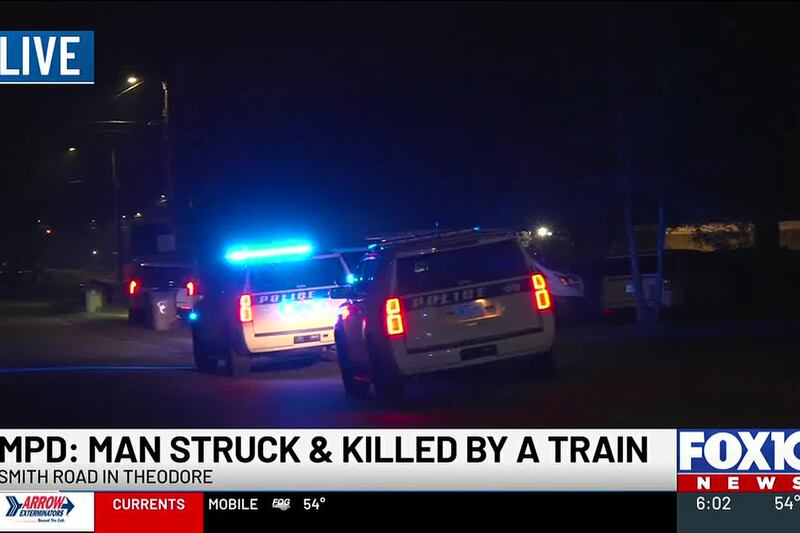 Mobile police investigate death after victim struck by train