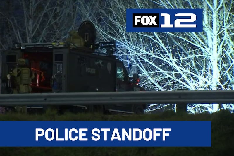 Stretch of NE 82nd Avenue closed due to police activity