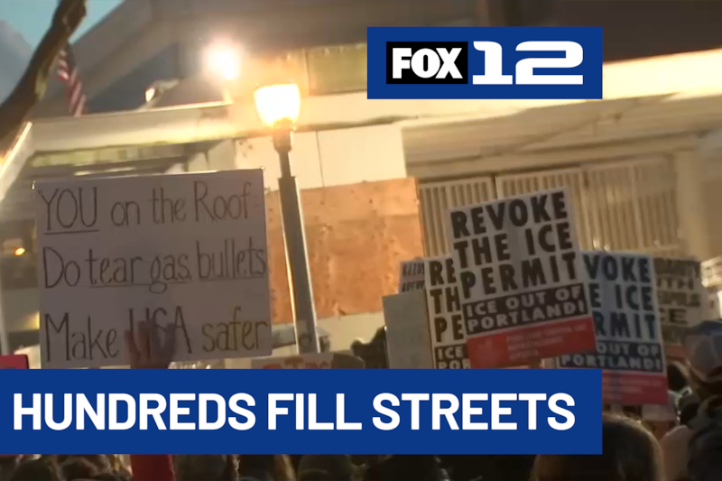 Hundreds shut down streets marching from City Hall to ICE facility in downtown Portland
