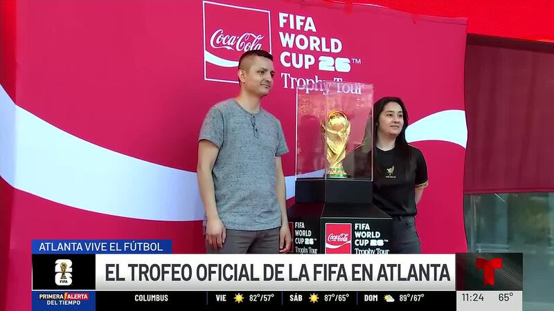 El trofeo oficial de la FiFA en Atlanta