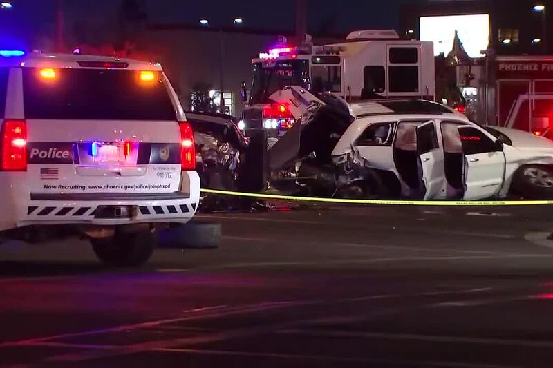 8 hospitalized, including 3 children, in Phoenix