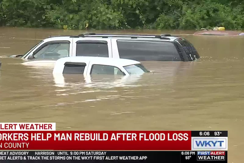 Coworkers launch fundraiser for Kentucky man who lost home to flooding