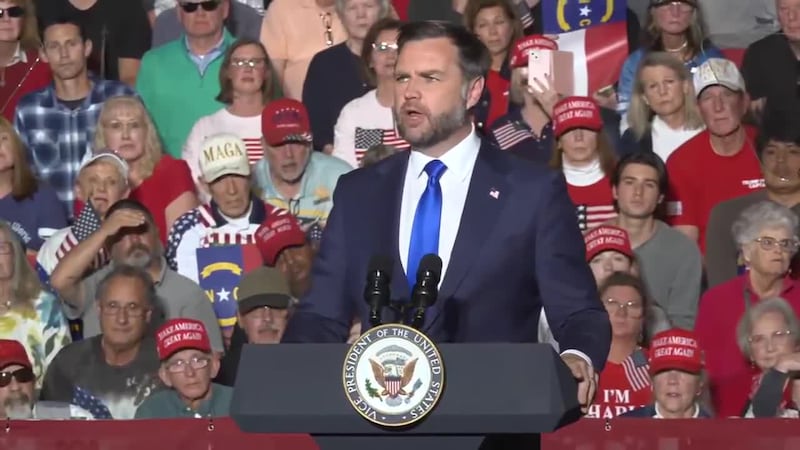 Presidente Donald Trump y vicepresidente JD Vance visitan las Carolinas. Telemundo Carolina...